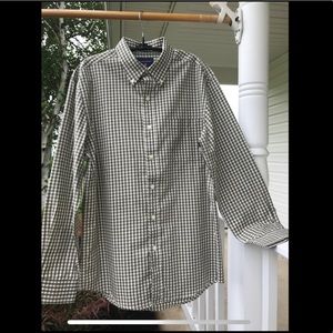Men’s Gray Checked Button Down Shirt